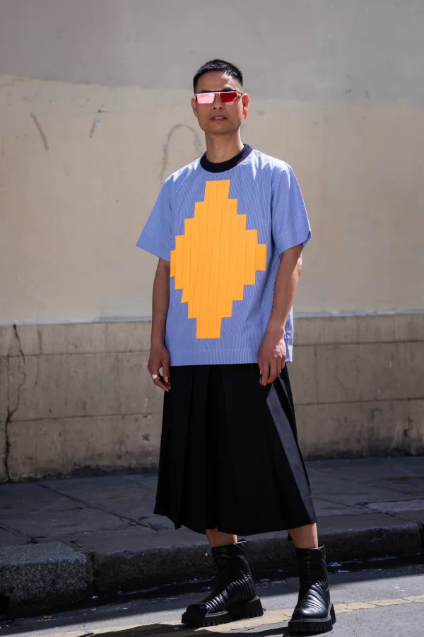 T-SHIRT BLUE NEON ORANGE/PLEATED ZIG ZIG